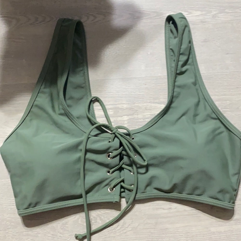 Bikini top